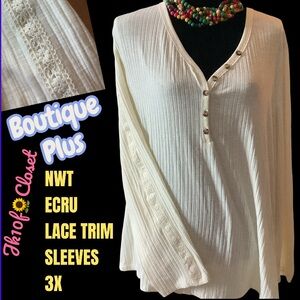 🌻NWT Belle Du Jour 3X Ecru Ribbed w/ Lace-Trim Sleeves Henley Top